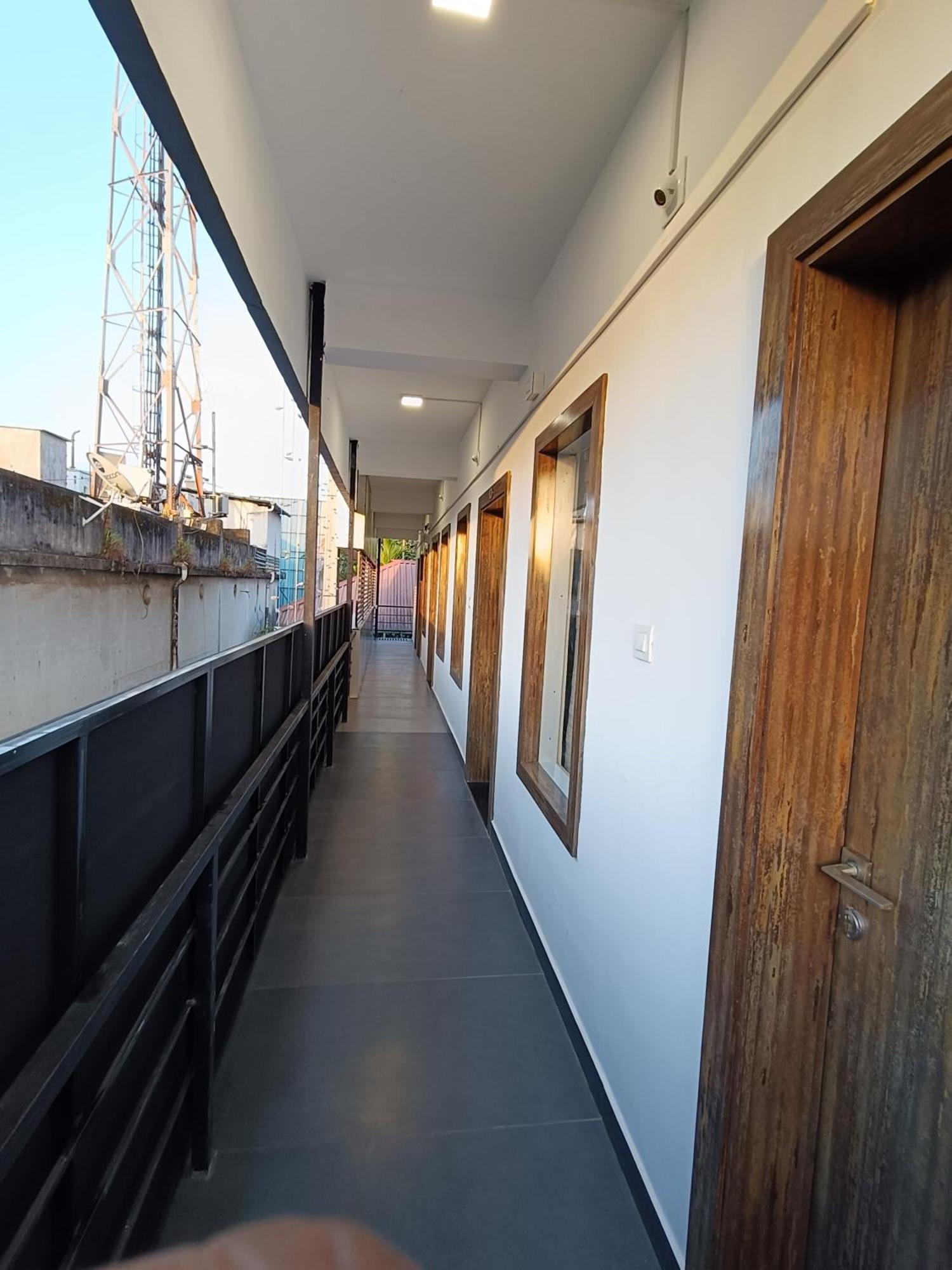Luxe Inn Kochi Zewnętrze zdjęcie
